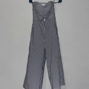 Sleeveless jumpsuit